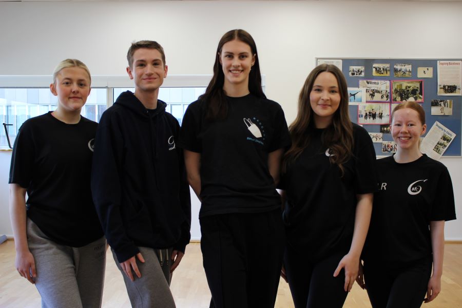 Former A Level Dance Student Returns to Sixth Form College to Inspire Next Generation
